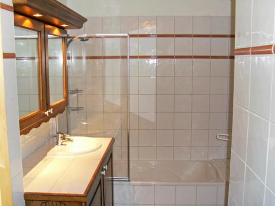 Spacious Apartment 2 Minutes from Ski Lift, Equipped for Babies - Appartement - 12
