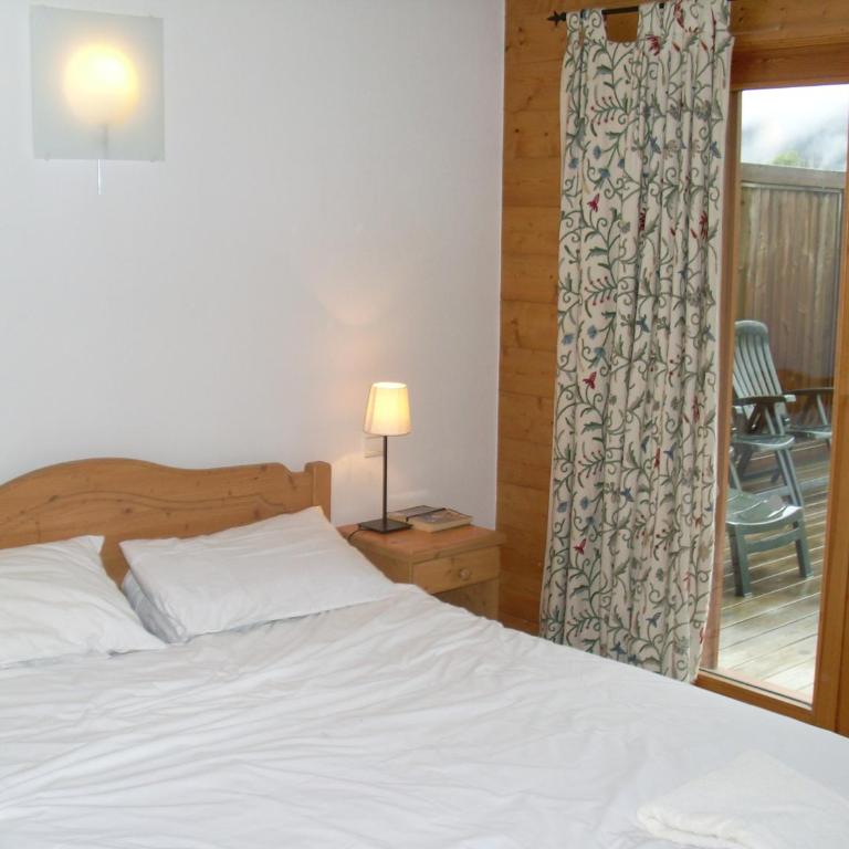 Spacious Apartment 2 Minutes from Ski Lift, Equipped for Babies - Appartement - 9