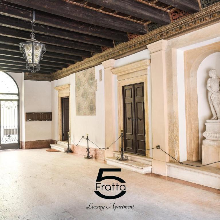 Fratta5 Luxury Apartment - Appartamento Deluxe - 34