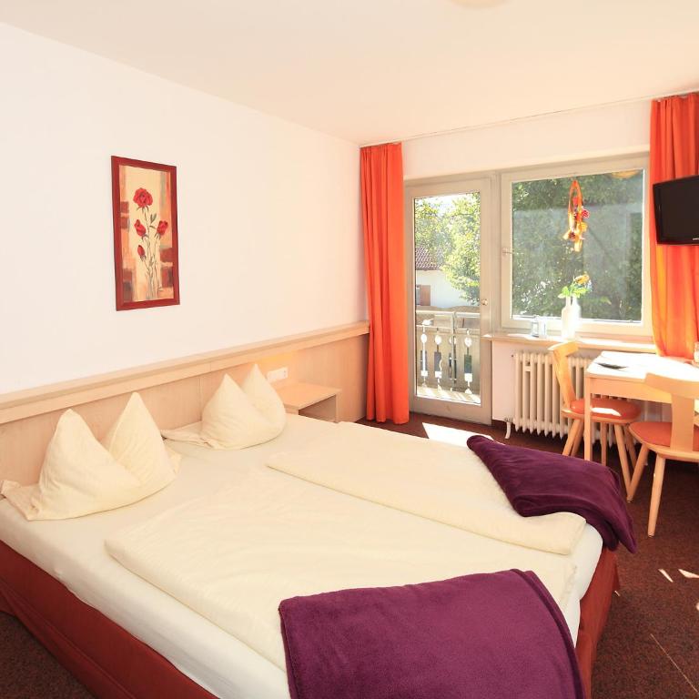 Gasthof Rössle - Doppelzimmer mit Balkon - 4