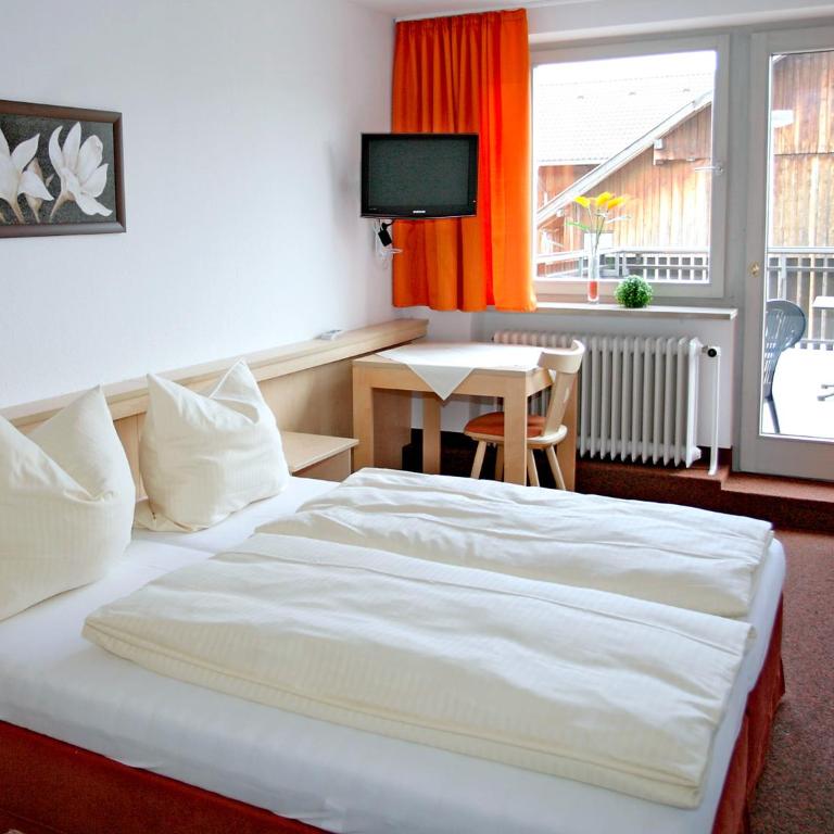 Gasthof Rössle - Doppelzimmer mit Balkon - 3