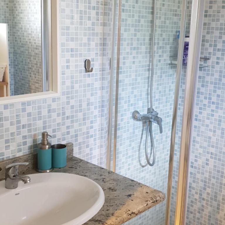 Beautiful studio on the seafront - Apartamento Estudio - 38