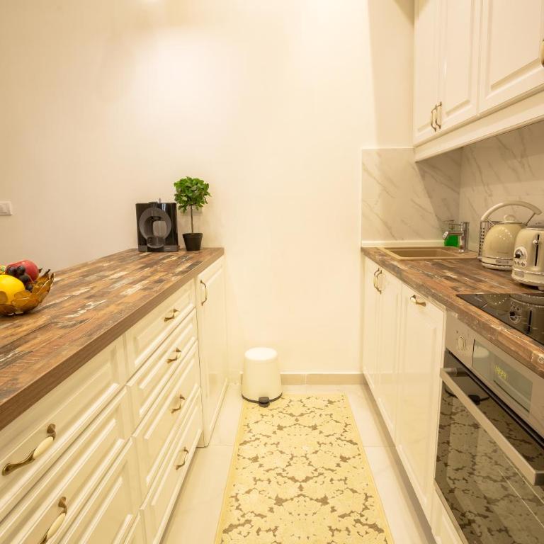 Royal Residence Singer - Novi Sad center - Apartman sa 2 Spavaće Sobe - 28