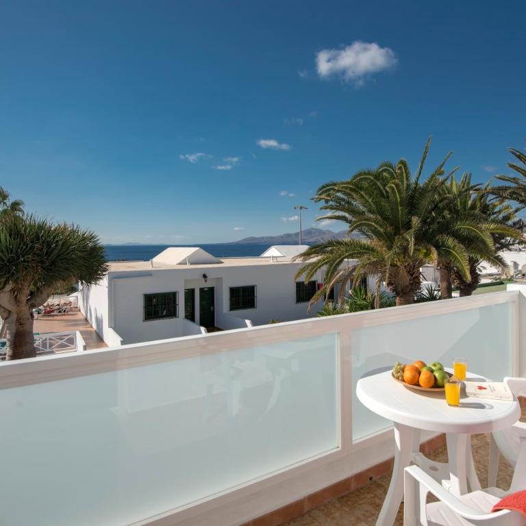 Rocas Blancas Apartments - One-Bedroom Apartment with Sea View - 3