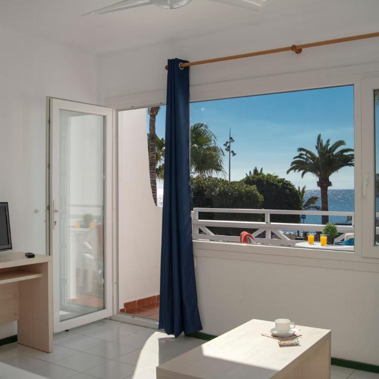 Rocas Blancas Apartments - Superior Apartment Frontline Sea View - 12