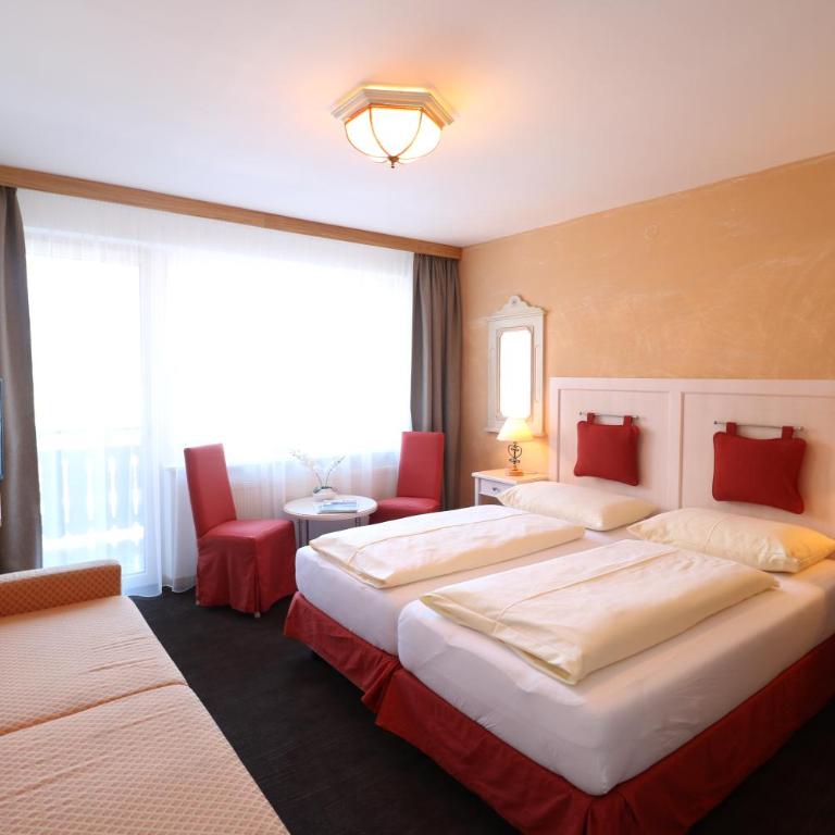 Hotel Bräu - Doppelzimmer mit Balkon - 4
