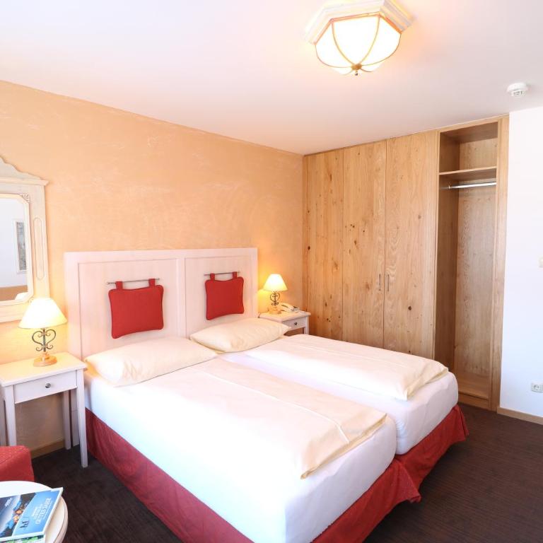 Hotel Bräu - Doppelzimmer mit Balkon - 2