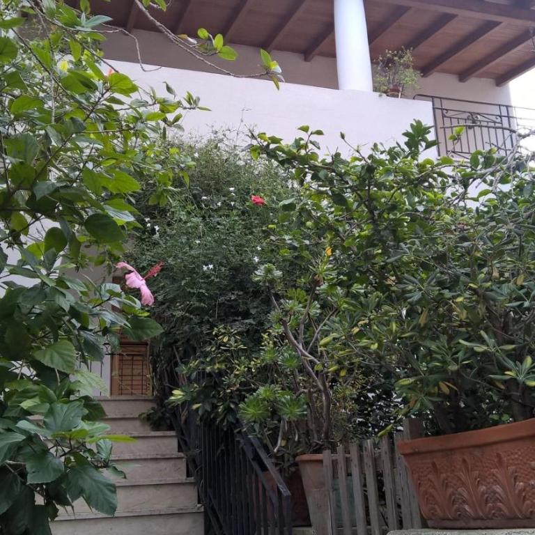 Casa Engy - Appartamento con Vista Giardino - 2