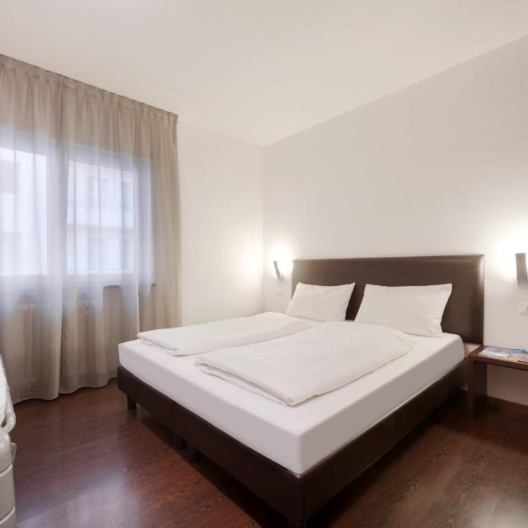 Hotel Asterix - Camera Familiare - 2