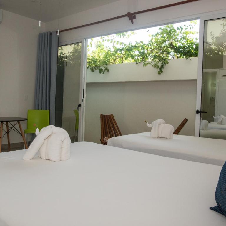 Ocean Zen Suites on 5th Avenue - Adults Only - OZ Business Suite Ground Floor Non Kitchenette - 13