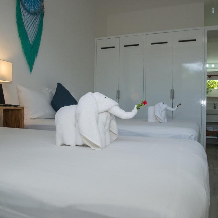 Ocean Zen Suites on 5th Avenue - Adults Only - OZ Business Suite Ground Floor Non Kitchenette - 12
