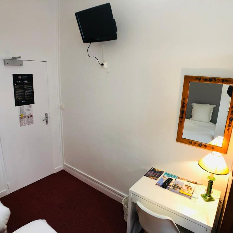 Cit'Hotel Le Volney - Chambre Lits Jumeaux Standard - 8