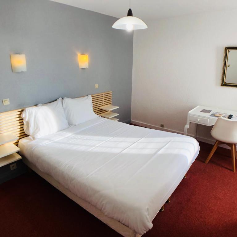 Cit'Hotel Le Volney - Chambre Double de Luxe avec Baignoire - 7