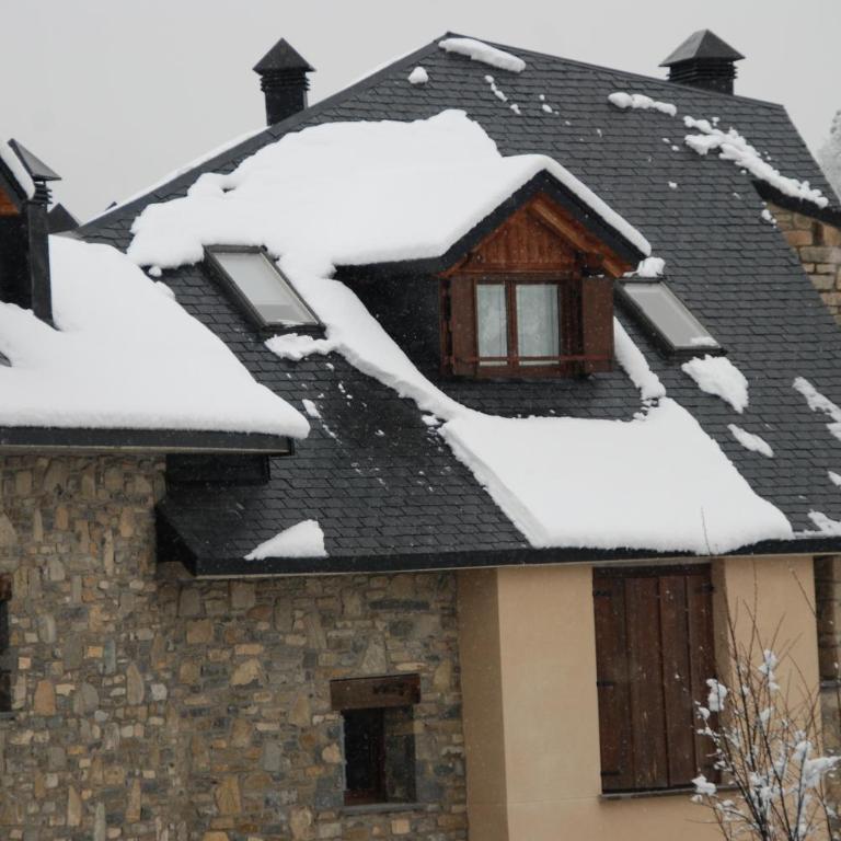 TU APARTAMENTO EN FORMIGAL-PANTICOSA SALLENT-Escarrilla - Apartment - 2