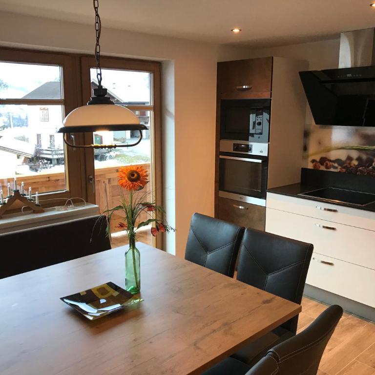 Fiechtl-Apartments - Apartment mit 3 Schlafzimmern und Dusche - 20