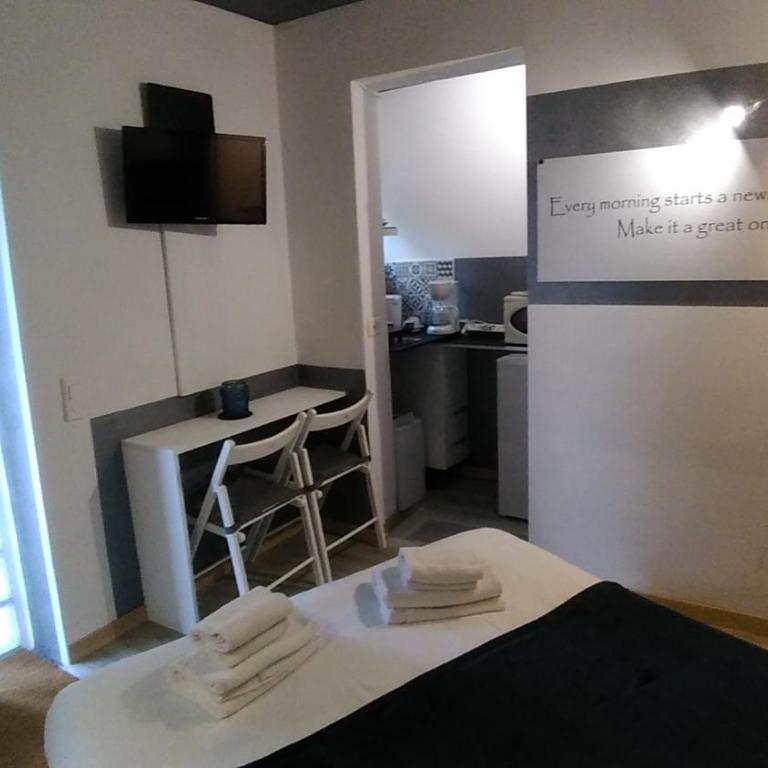 Villa Azur Cap d'Ail - Studio - Rez-de-Chaussée (2 Adultes) - 8