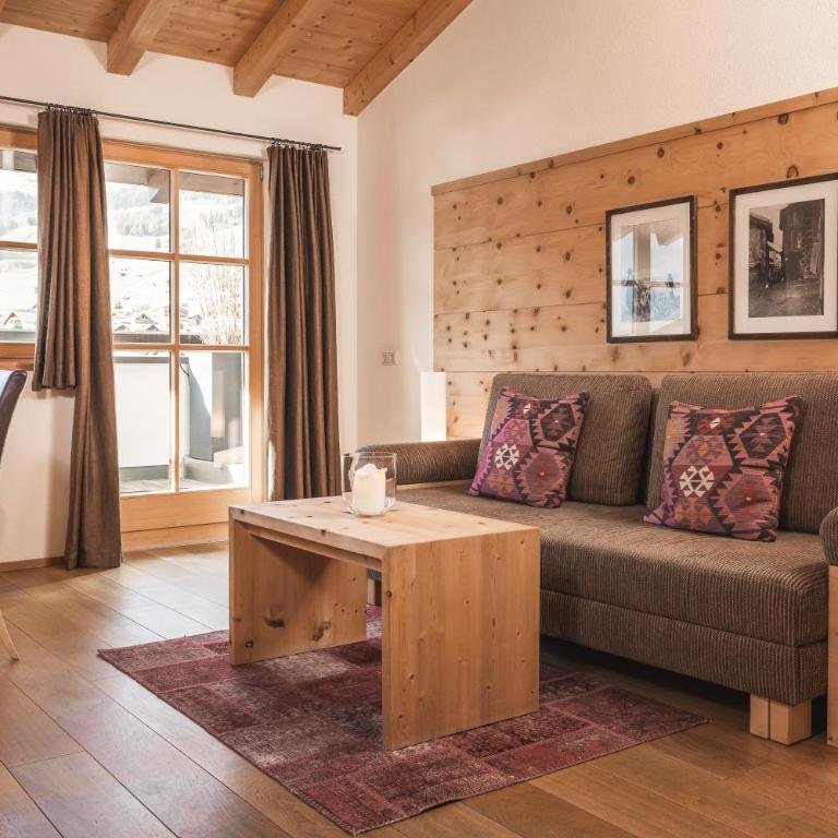 Chesa Pale - Apartamento de lujo de 2 habitaciones con balcón - 2