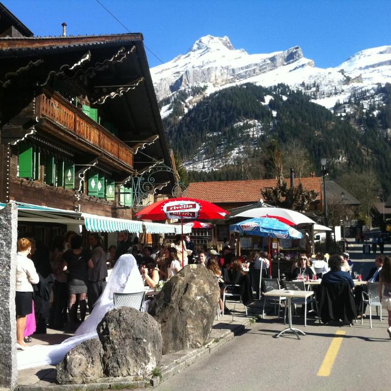Auberge de la poste - Familienzimmer (2 Erwachsene + 1 Kind) - 1