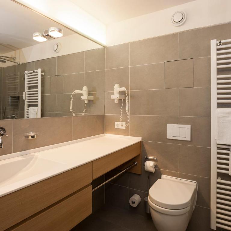 Alpenresidenz Buchenhöhe - Deluxe Doppelzimmer mit Balkon - 2