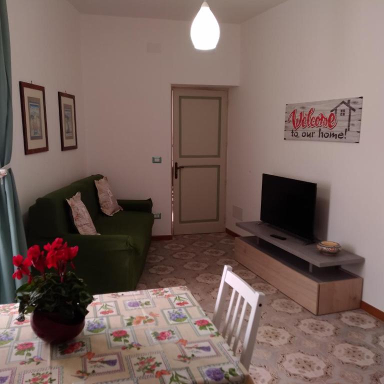 Una Scala Dal Centro - Appartamento con 2 Camere da Letto - 36