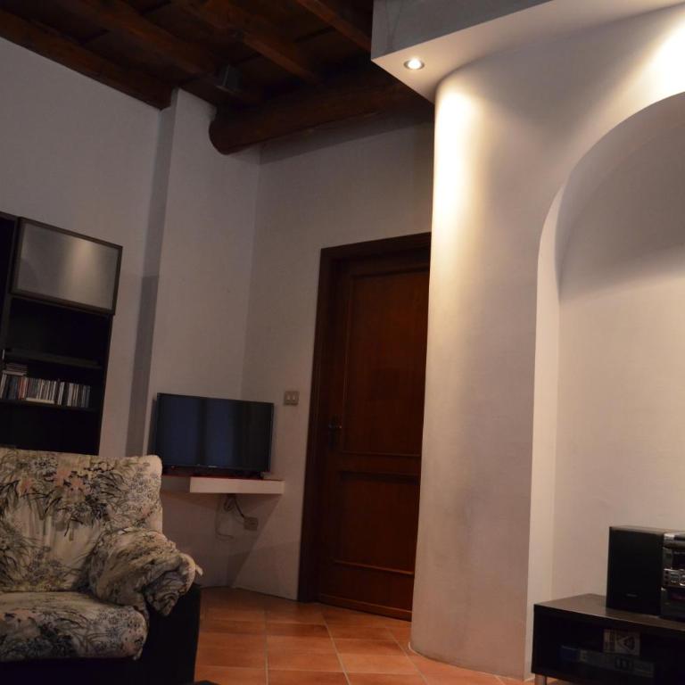Agriturismo Cipolli e Podò Corte Carlini - Appartamento con 1 Camera da Letto - 10