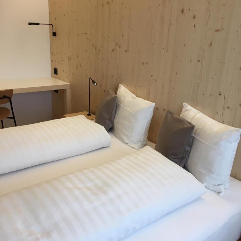 Hotel Seebüel - Budget Doppelzimmer - 3