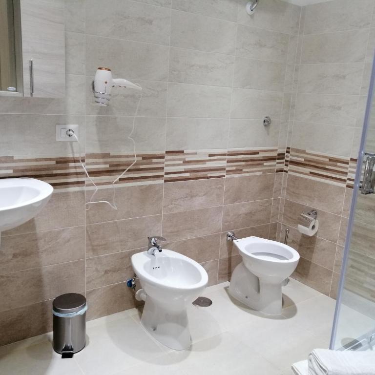 La Strettola - Camera Tripla con Bagno Privato - 3