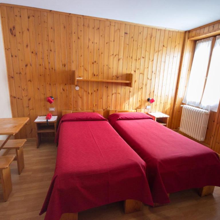 Meublé Albergo Dante - Camera Standard Matrimoniale/Doppia con Letti Singoli - 1