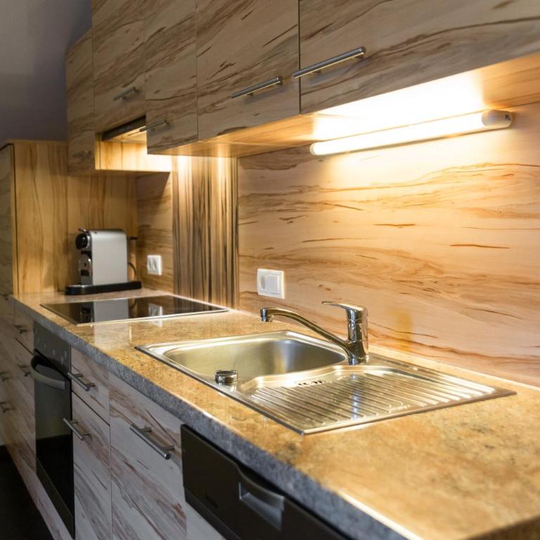 Knappensteig Appartements - Großes Apartment mit 2 Schlafzimmern mit Balkon - 9