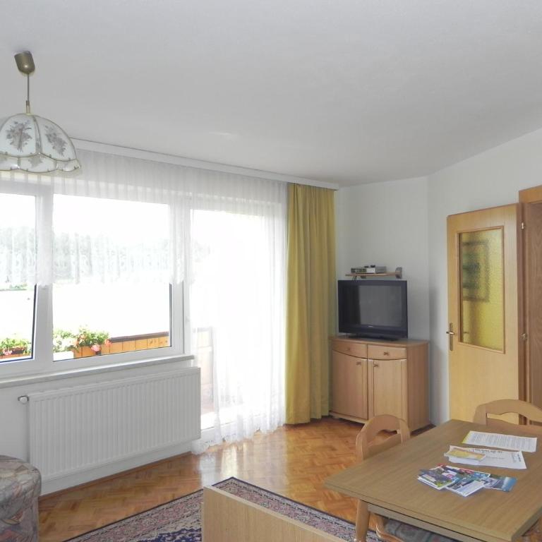 Apartments Kleinseeblick - Apartment mit 2 Schlafzimmern und Balkon - 23