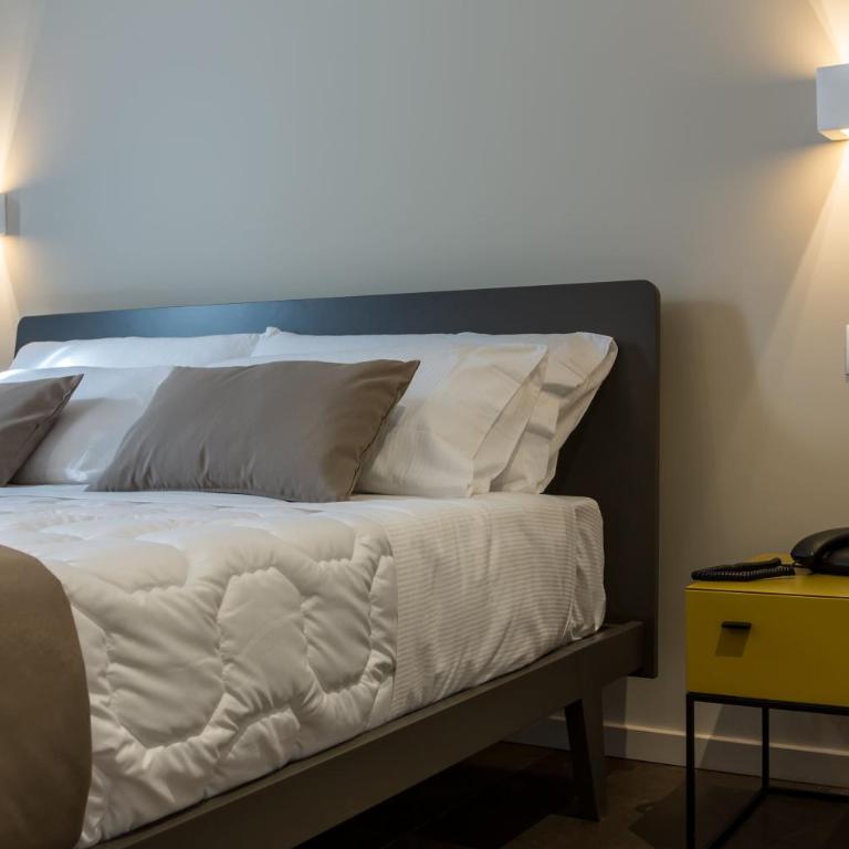 Plebis - B&B in Sicilia nel centro storico di Catania - Superior Double Room with Balcony - 5