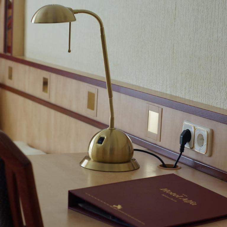 Hotel Alfa Zentrum - Habitación Familiar Confort - 1
