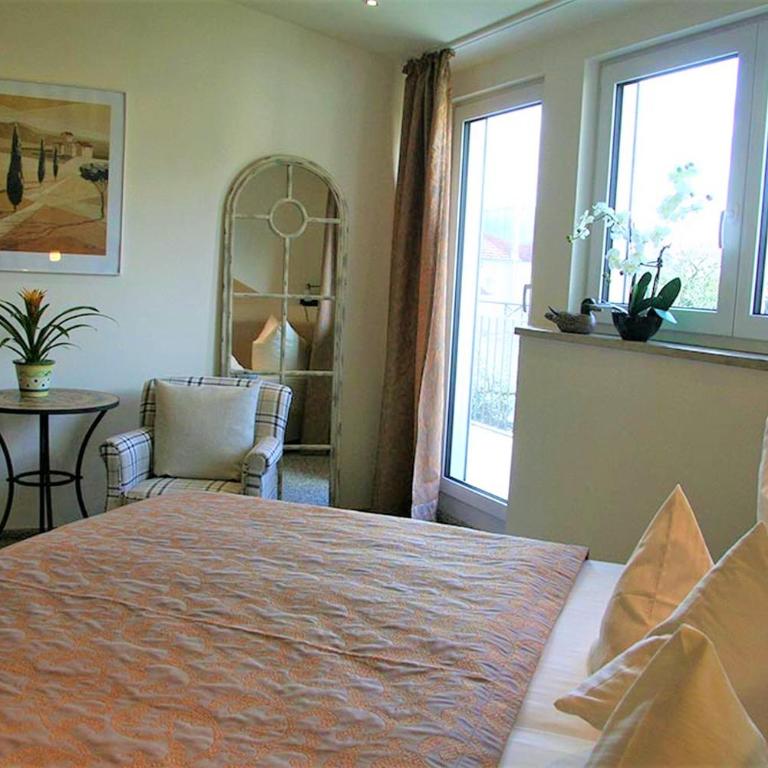 Hotel Am Rehberg - Suite mit 1 Schlafzimmer - 2
