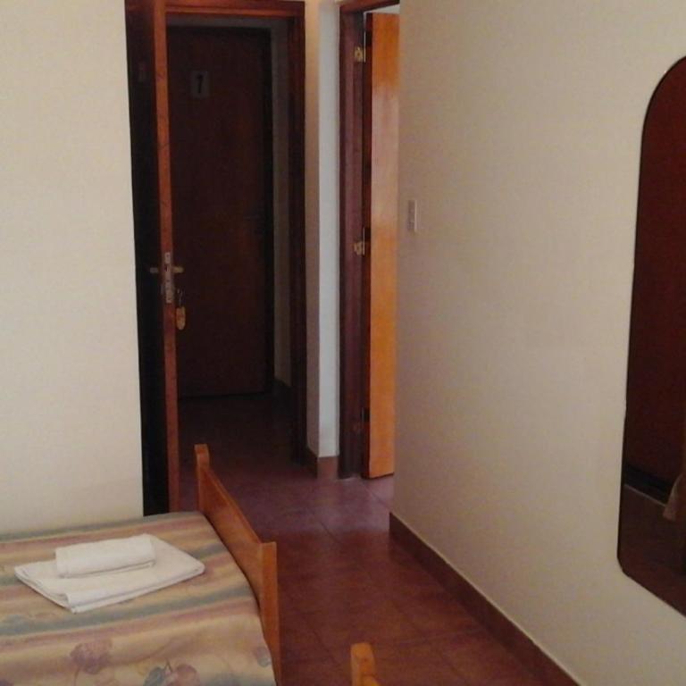 Hotel Mariska Dos Estrellas Superior - Habitación Familiar Superior - 1