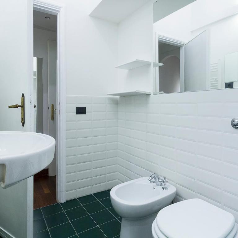 Palazzo Del Duca Piazza Navona Campo dei Fiori Piazza del Fico Guest House - Camera Matrimoniale Deluxe - 7