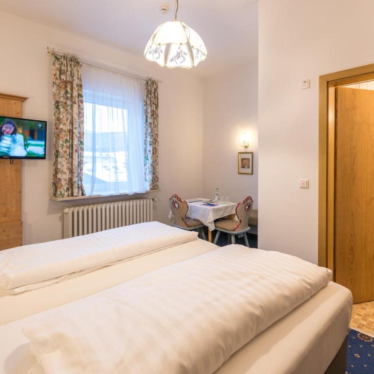 Hotel garni Almenrausch und Edelweiss - Standard Doppelzimmer - 5