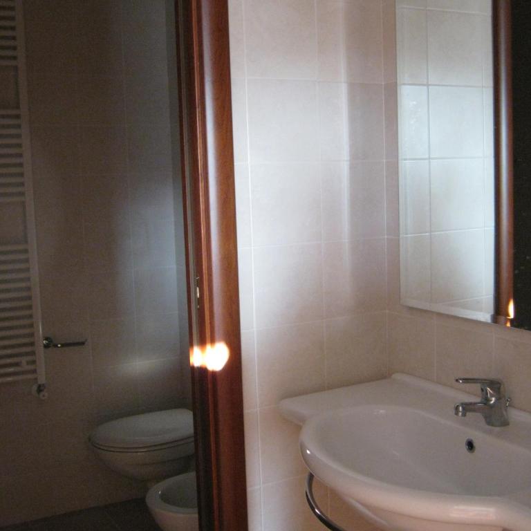 Agriturismo AgriCostella Vieste, Piscina e Parcheggio - Camera Matrimoniale con Bagno Privato - 2