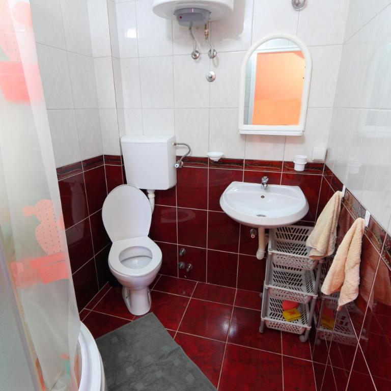 Apartmani Radivojević - Apartment with Balcony - 11