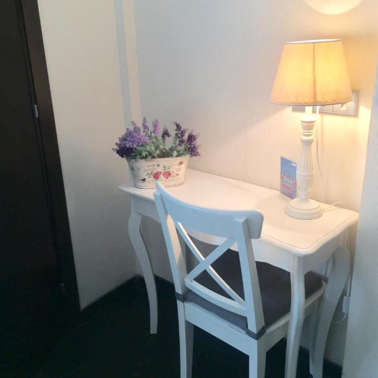 Barcelona Fifteen central Aparthotel - One-Bedroom Apartment - 1