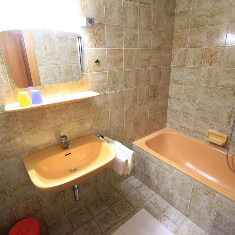 Ferienwohnungen Fiala-Köfer - Apartment mit 1 Schlafzimmer und Balkon - 10
