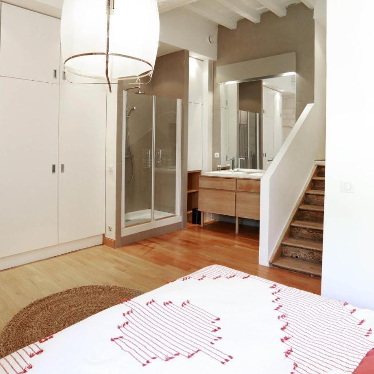 Logement Hôtel Particulier centre ville - Apartment - 3