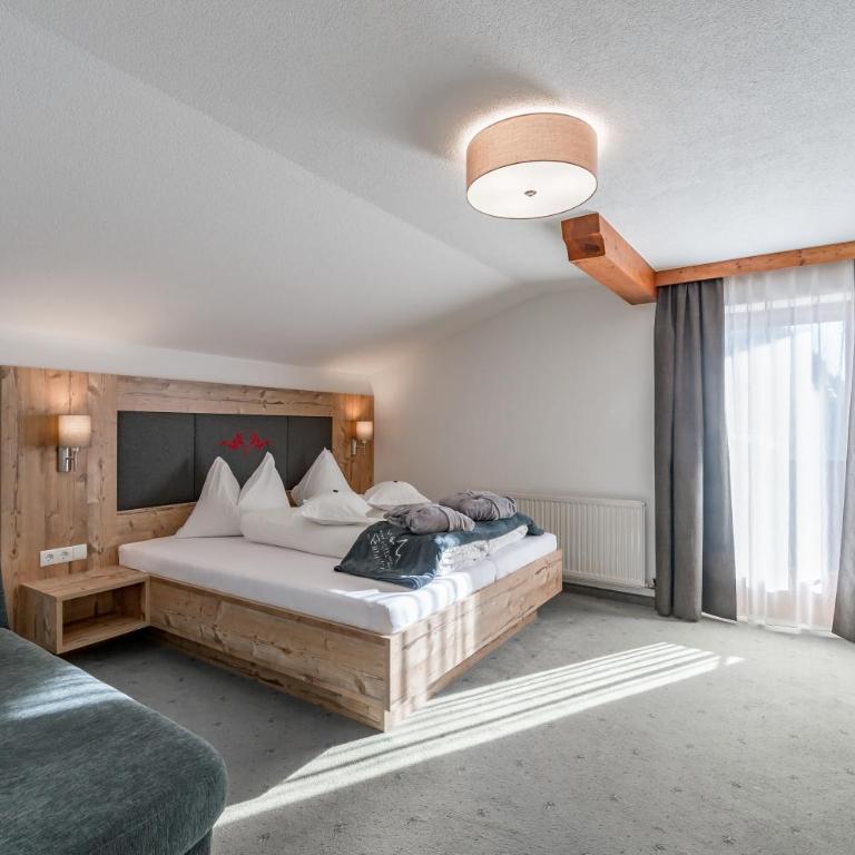 HOTEL Burgstein alpin & lifestyle - Familiensuite - 6