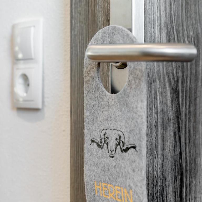 HOTEL Burgstein alpin & lifestyle - Comfort Doppelzimmer mit Balkon - 5