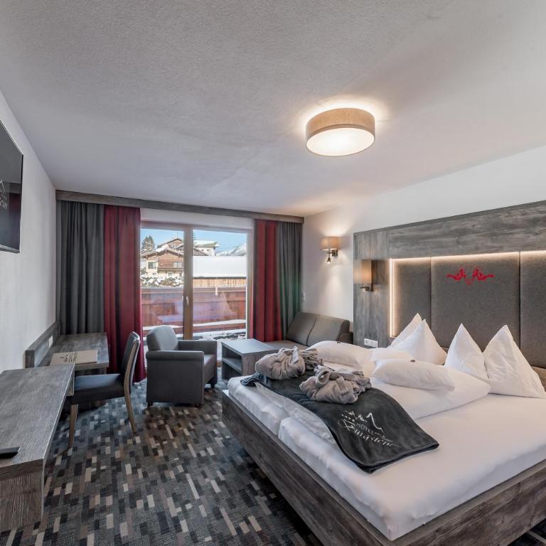 HOTEL Burgstein alpin & lifestyle - Superior Doppelzimmer mit Balkon - 3
