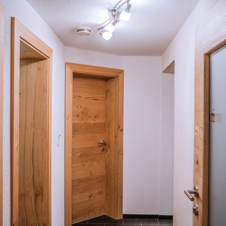 Apart Kuprian - Apartment mit Blick auf die Berge - 10