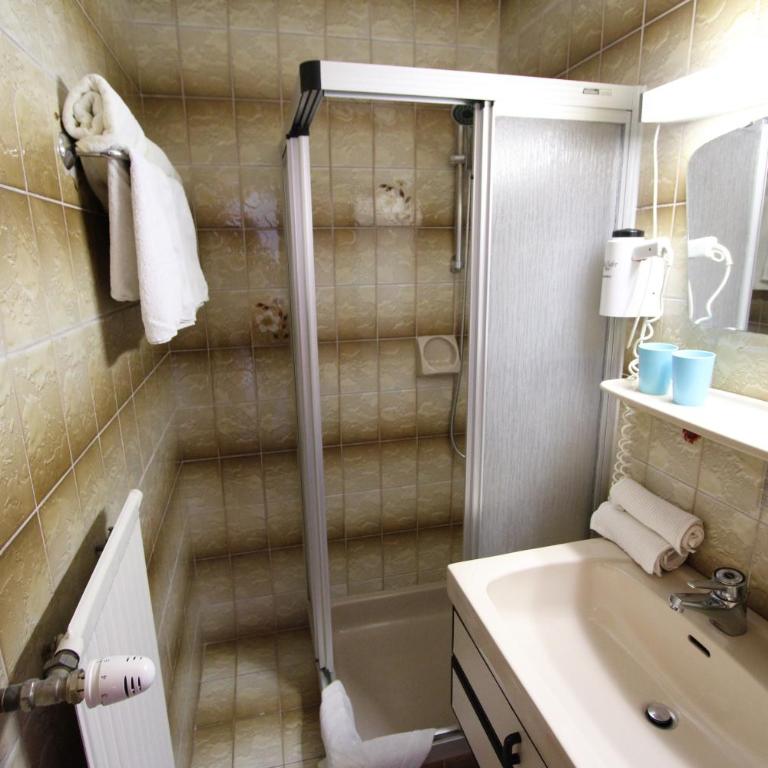 Ferienwohnungen Fiala-Köfer - Apartment mit 2 Schlafzimmern und Balkon - 2