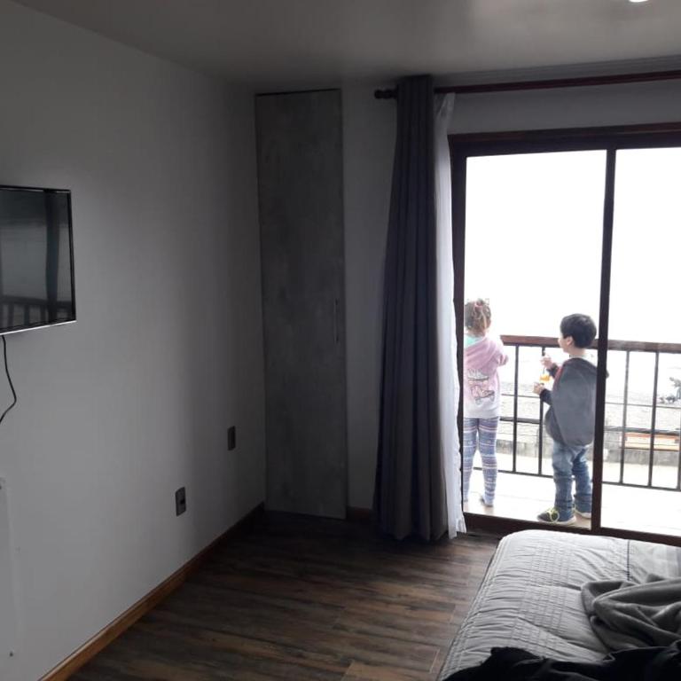 Eco Nautic Hostel - Habitación Doble Deluxe con balcón y vistas al mar - 11