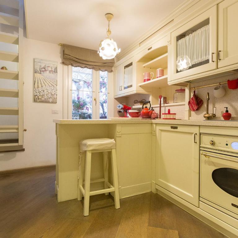 Pantheon Romantic Loft - Studio Apartment - 9