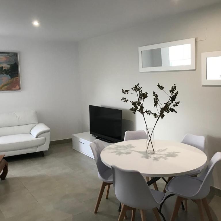 Villa Pepita - Three-Bedroom Apartment - 43