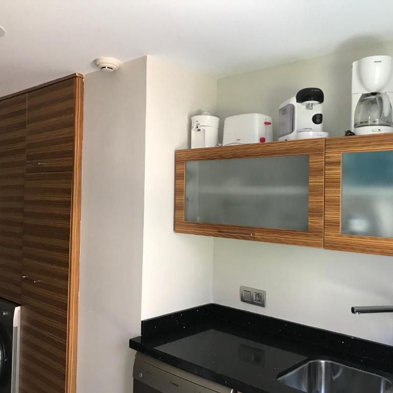 Villa Pepita - Three-Bedroom Apartment - 70